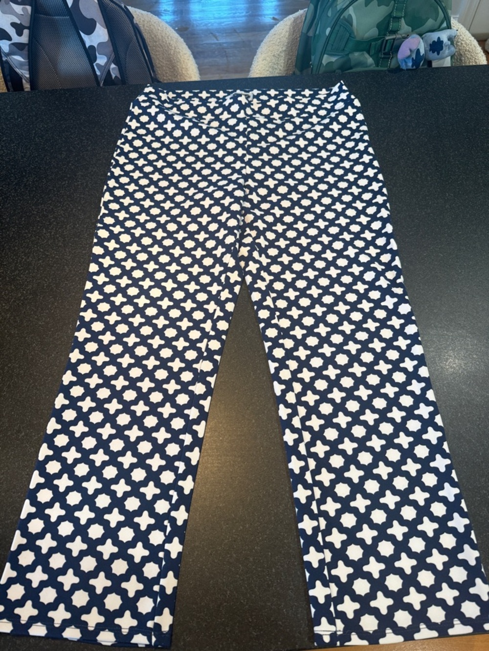 Mud Pie Navy and White Quatrefoil Leggings